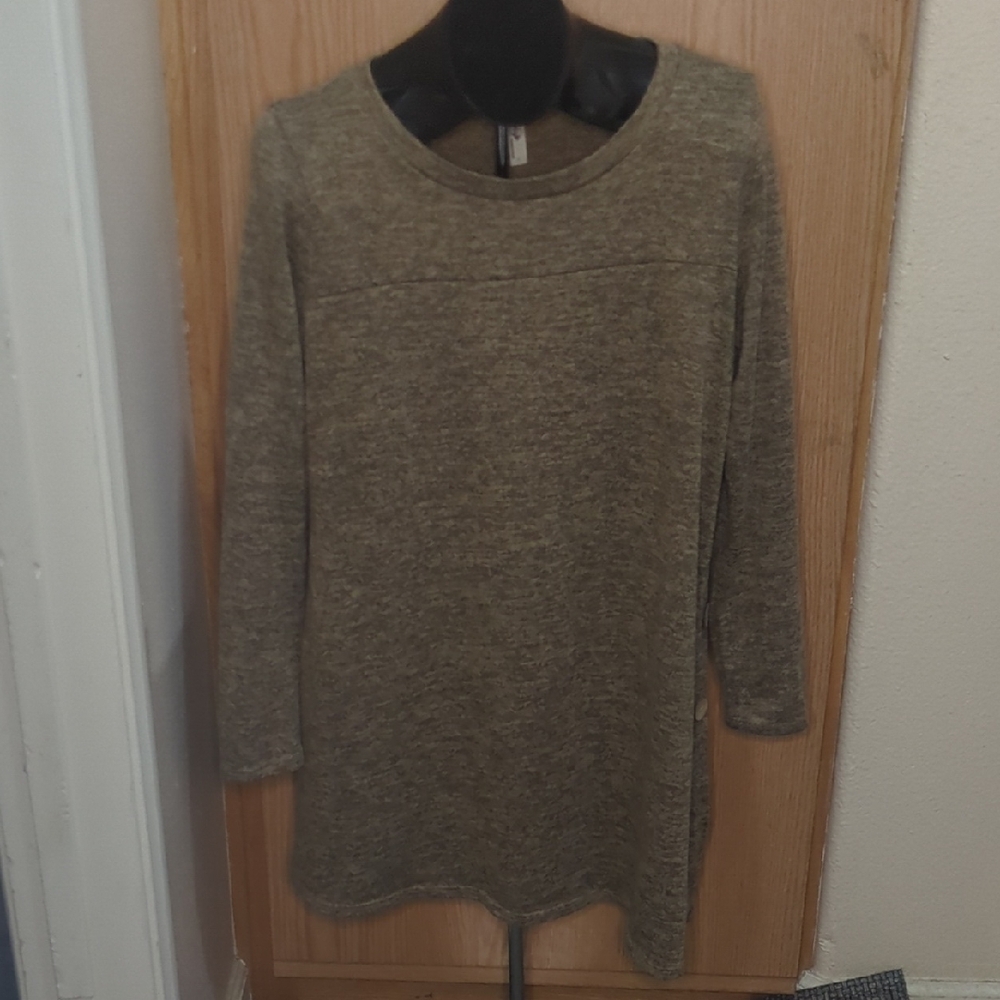 Women's Brown Sweater With Buttons